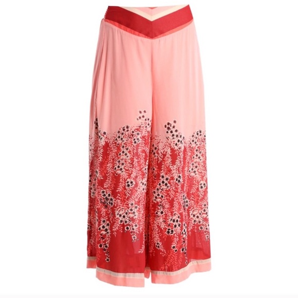Free People Pants - Free People Off The Grid Floral Wide Leg Capris